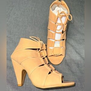 New BAMBOO Tan Strappy Heeled Sandals